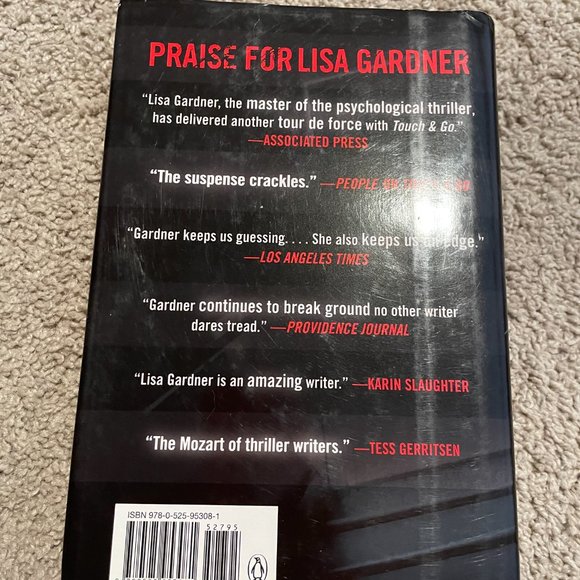 3/$10.00 Lisa Gardner Fear Nothing Hardcover - Picture 2 of 2